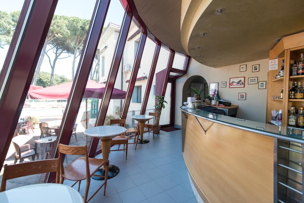 Hotel Kon Tiki San Vincenzo Extérieur photo