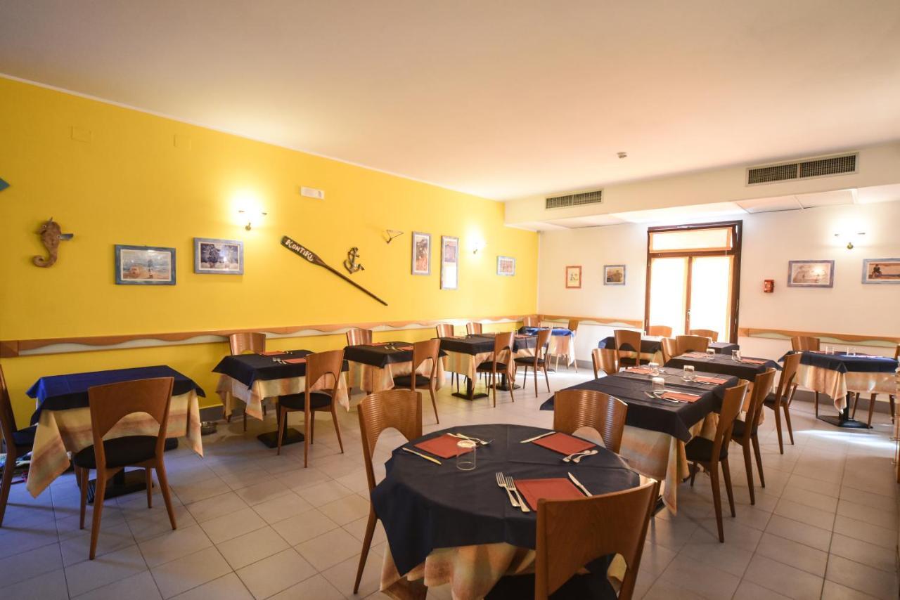 Hotel Kon Tiki San Vincenzo Extérieur photo