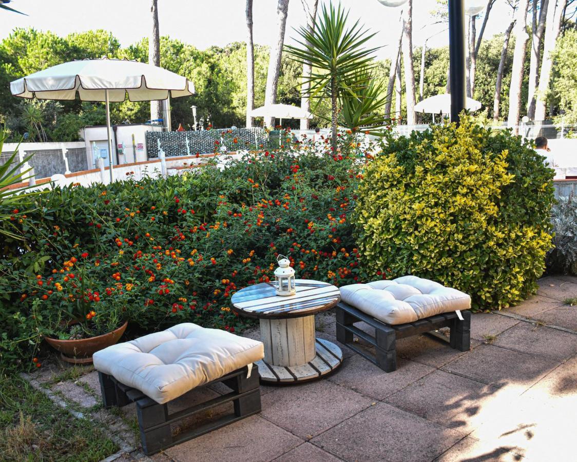 Hotel Kon Tiki San Vincenzo Extérieur photo
