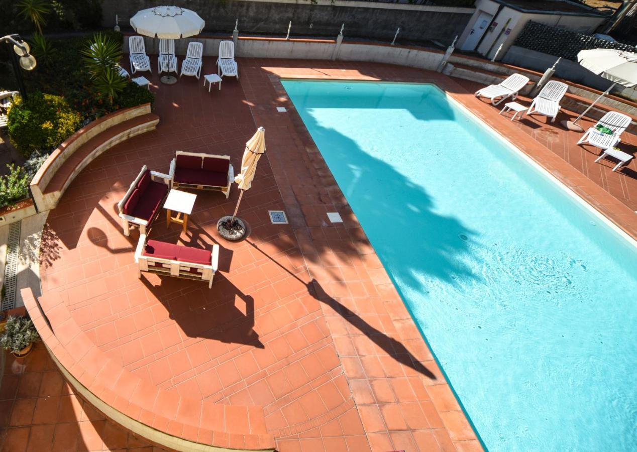 Hotel Kon Tiki San Vincenzo Extérieur photo