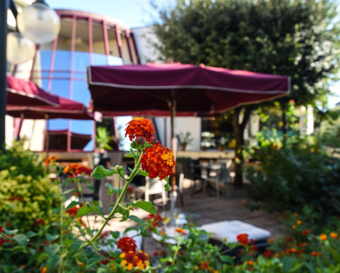 Hotel Kon Tiki San Vincenzo Extérieur photo